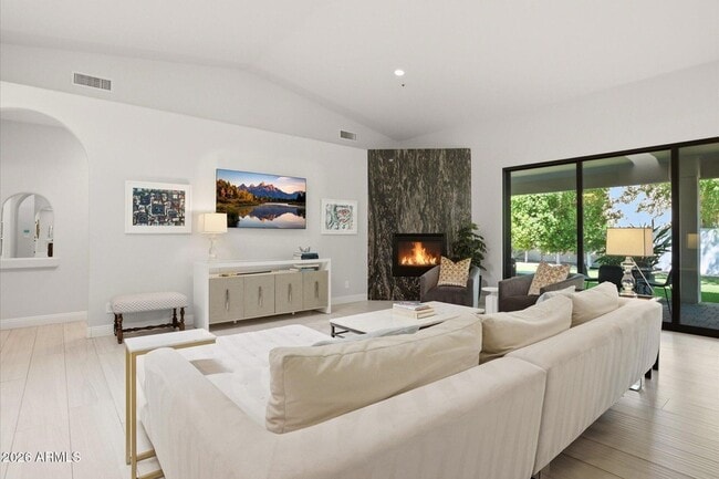 Building Photo - 9458 E Desert Cove Ave