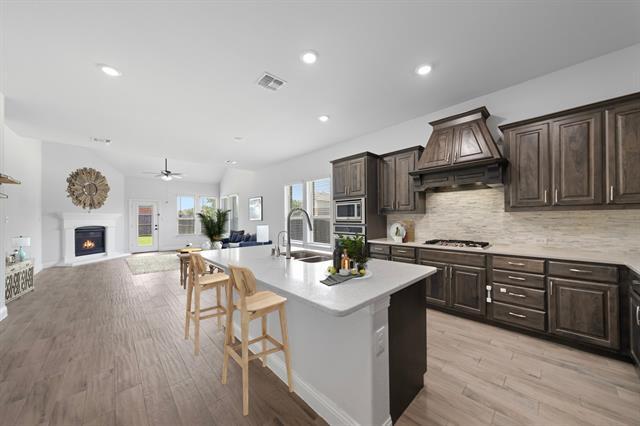 Building Photo - 617 Saragosa Ct