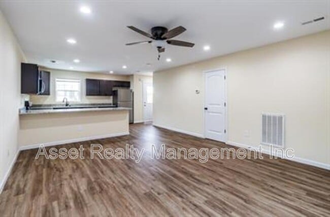 Photo - 932 Warrior Hill Dr Apartment