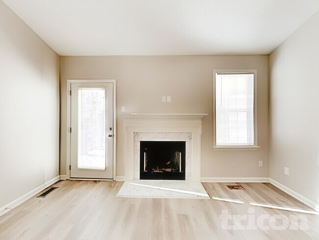 Foto del edificio - 417 Westonridge Run