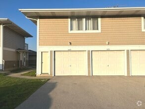 Building Photo - 1423 Fremont Dr