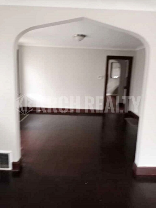 Foto del edificio - Beautiful 2 bedroom, 1 bathroom!