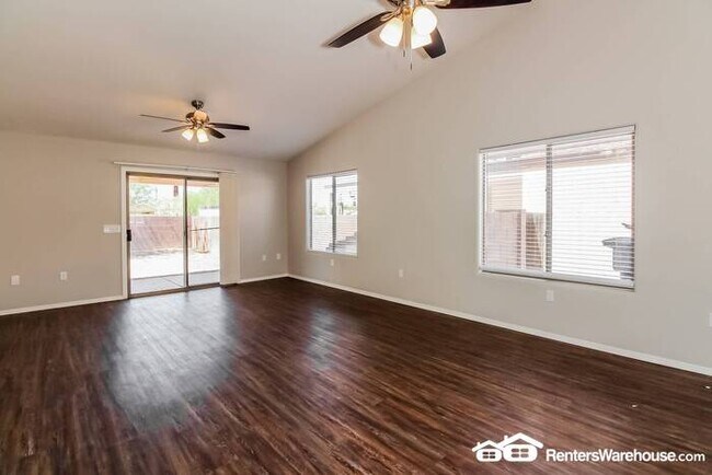 Foto del edificio - Great Home for Rent in 85745 Area 3 Bedroo...