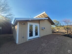 Building Photo - 2751 S Kinney Rd