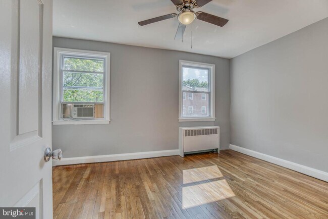 Building Photo - 4339 Seidel Ave