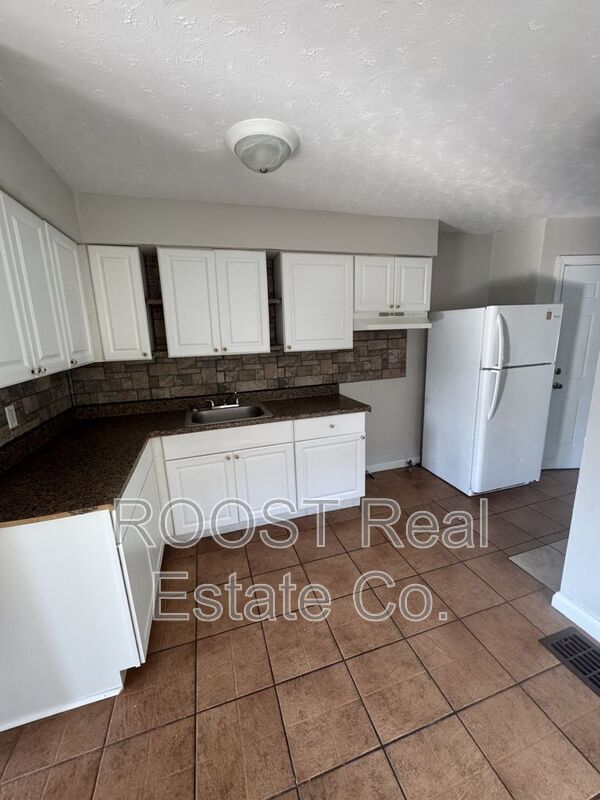 Foto del edificio - 321 W Norman Ave