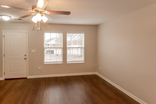 Building Photo - 10060 Nolton Cir