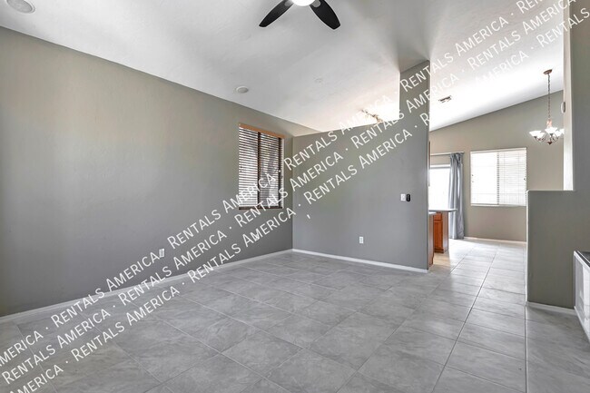 Foto del edificio - Beautiful Home in Rita Ranch