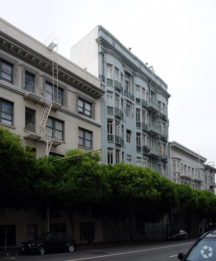 Building Photo - Post Arms Apartments