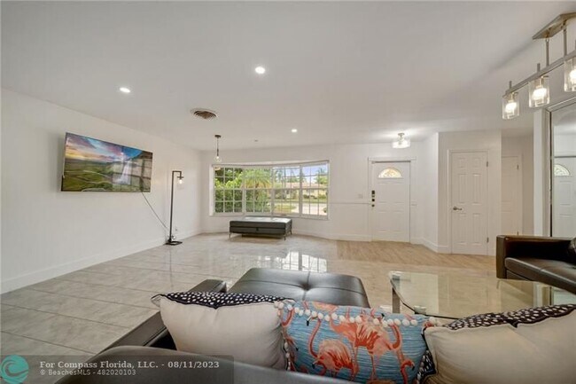 Foto del edificio - 4115 Madison St