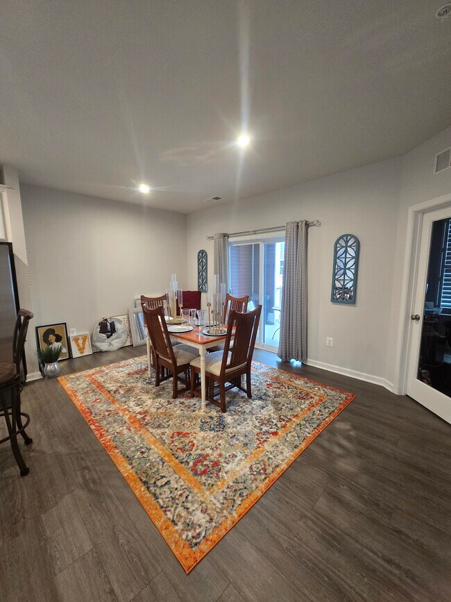 Building Photo - 9227 Magellan Pkwy