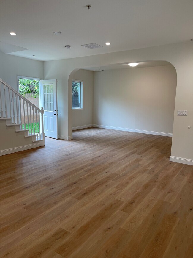 Foto del edificio - 4028 Tilden Ave