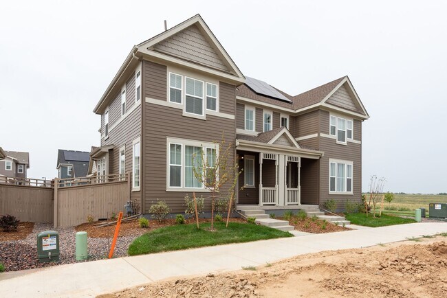 Foto del edificio - Newer 4 bed, 3 bath Townhome with 2 car ga...