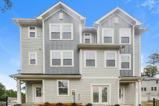 Building Photo - East Market Kilbourne