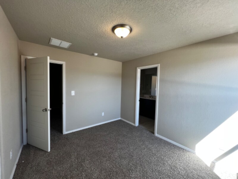 1648 Tierra Verde Loop, Los Lunas, NM 87031 House Rental in Los Lunas, NM