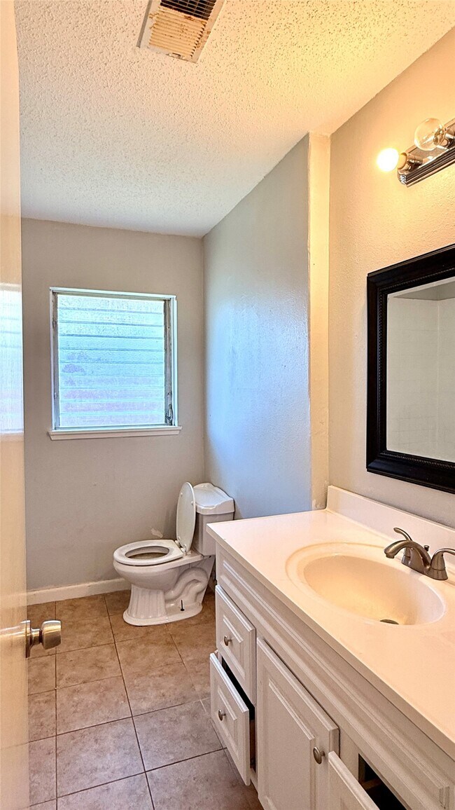 Foto del edificio - 10502 Ambursen St