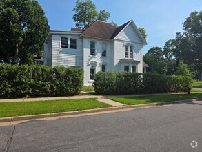 Building Photo - 705 E Grand Ave