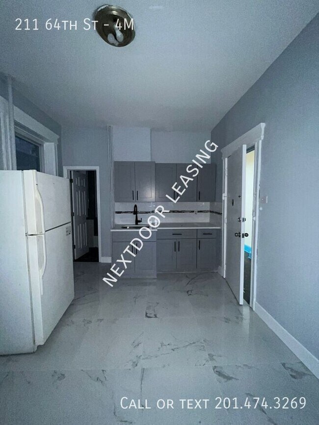 Foto del edificio - 211 64th St