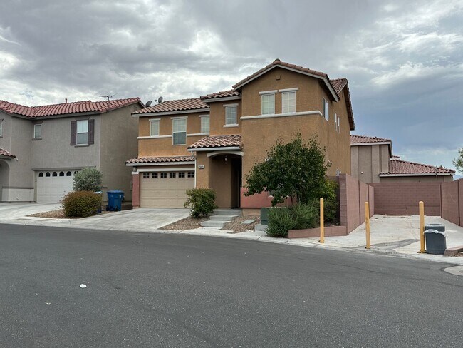 Foto del edificio - 7969 Hilltop Windmill St