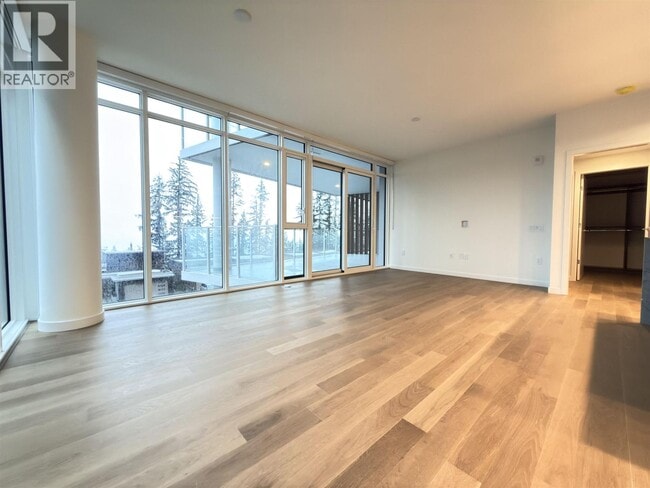 Building Photo - 3963 Uplands Wy