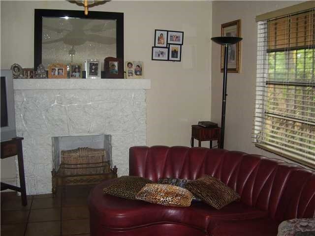 Foto del edificio - 614 SW 14th Ave