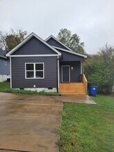 Building Photo - 3014 N Chamberlain Ave