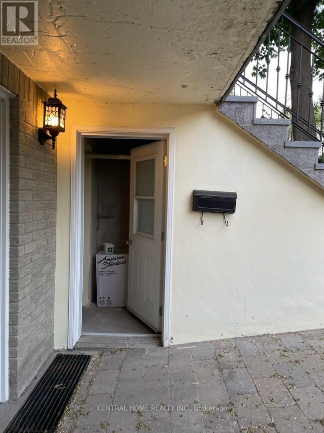 Building Photo - 312 McKee Ave