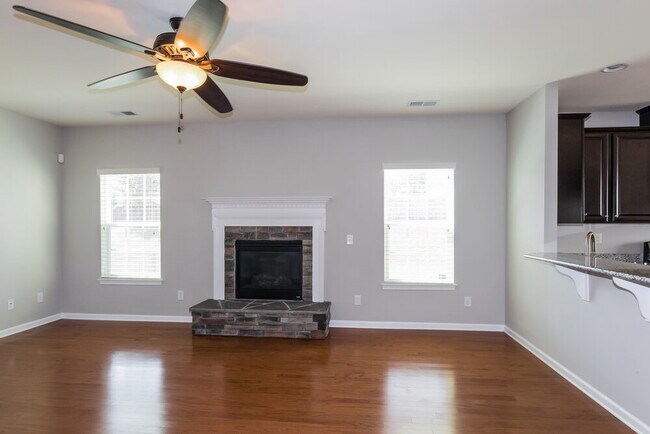Foto del edificio - 12427 Lookout Point Dr