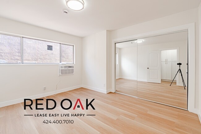 Foto del edificio - 1333 N Kingsley Dr