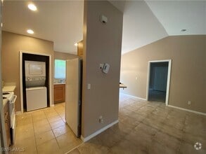 Building Photo - 568 Nimitz Blvd