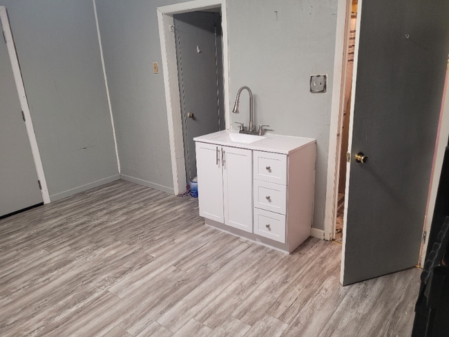 Building Photo - 117-113 3rd Ave