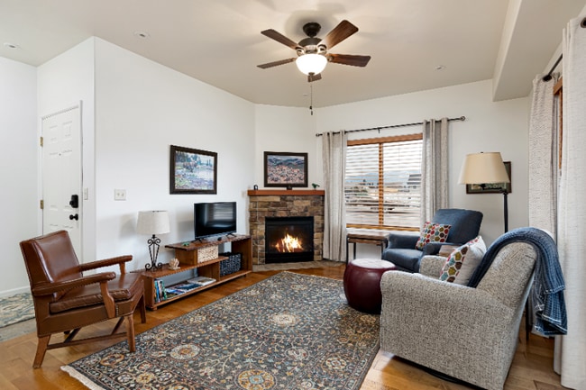 Building Photo - 6211 Shiloh Ave