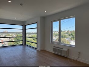 Building Photo - 3309 Liberty Ave