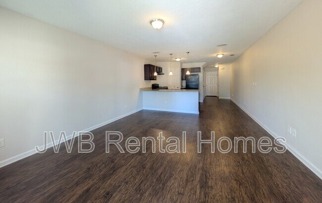 Foto del edificio - 8401 McGirts Village Ln