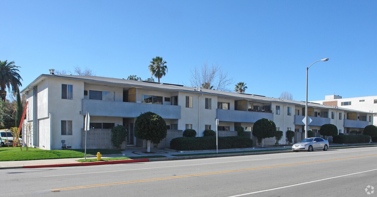 Building Photo - 1300 Cordova St