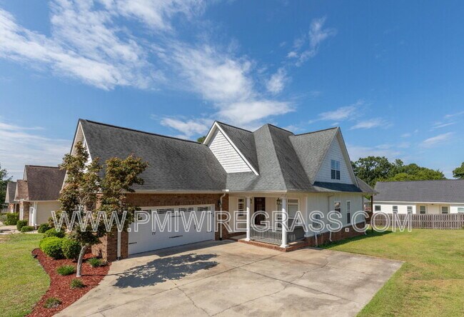 Foto del edificio - 202 Southern Winds Dr