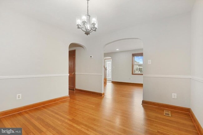 Foto del edificio - 7604 Queen Anne Dr