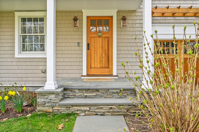 Foto del edificio - 104 Roton Ave