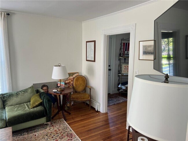 Foto del edificio - 400 Paradise Ave