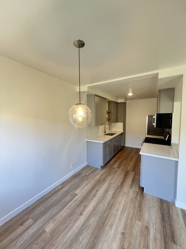 Photo - 1322 Amherst Ave Apartment