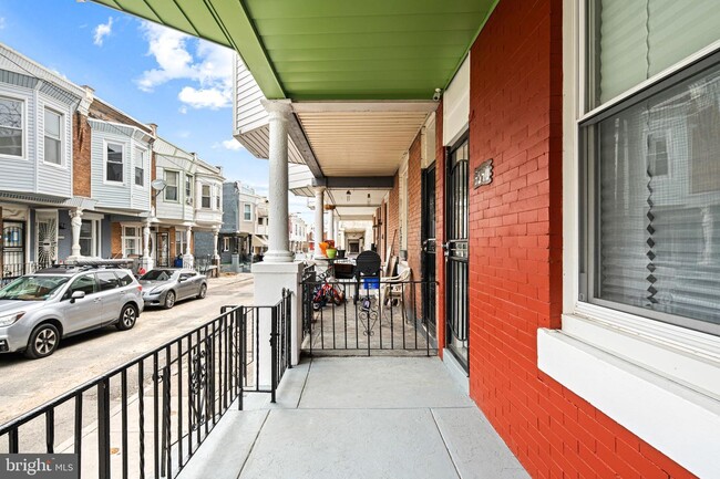 Building Photo - 5540 Harmer St