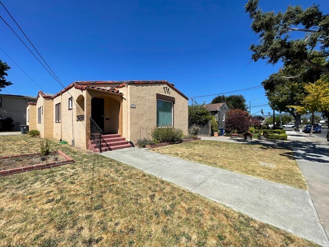 Foto del edificio - 1823 Pearl St