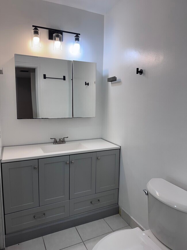 Foto del edificio - 2616 NW 49th St