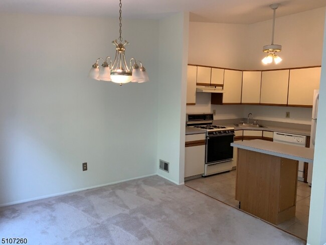 Foto del edificio - 508 Spruce Hills Dr