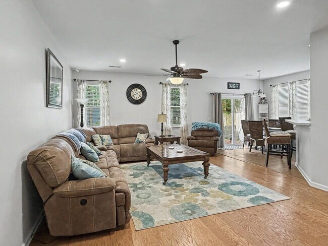 Building Photo - 9406 Night Harbor Dr
