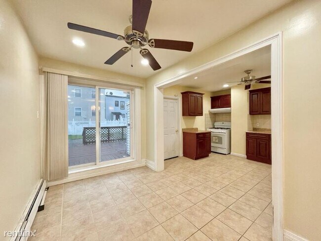 Building Photo - 3 br, 3 bath House - 199 Linden Ave