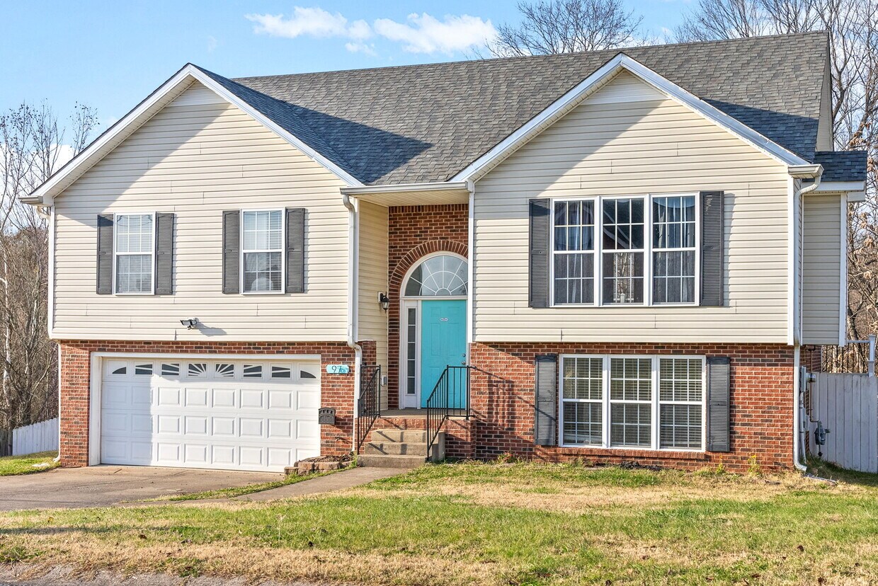 Foto principal - 97 West Dr