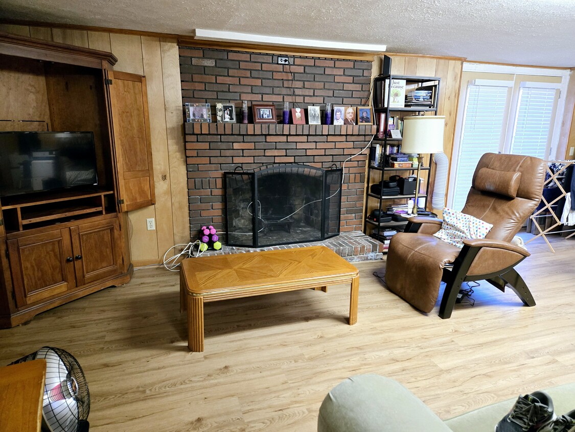 Living area new floors - 3339 Sanford Dr