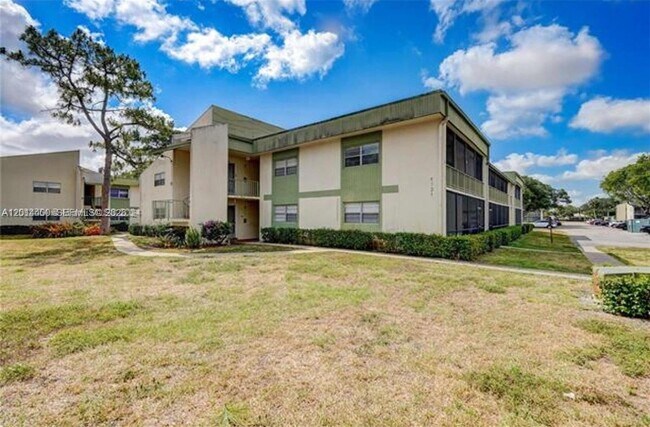 Building Photo - 4131 NW 88th Ave