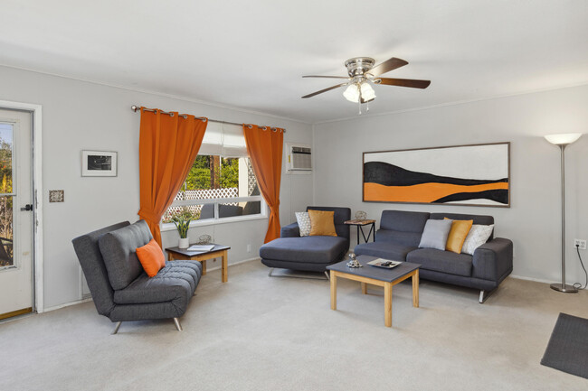 Building Photo - 38758 Bel Air Dr